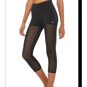 ALO Sheer Capri Leggings Womens Medium Black High Waist Mesh Yoga Gym NWT
